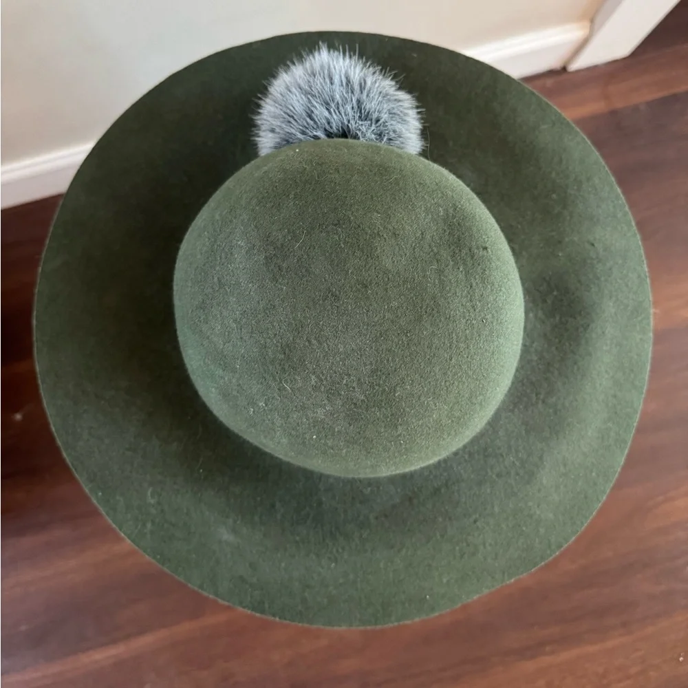 Anthropologie • Santelli Francesca Floppy Wool Hat Moss Green w/ Pompom